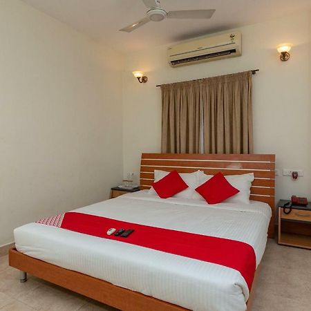 Oyo 23202 Cute Orange Service Apartments เชนไน ภายนอก รูปภาพ