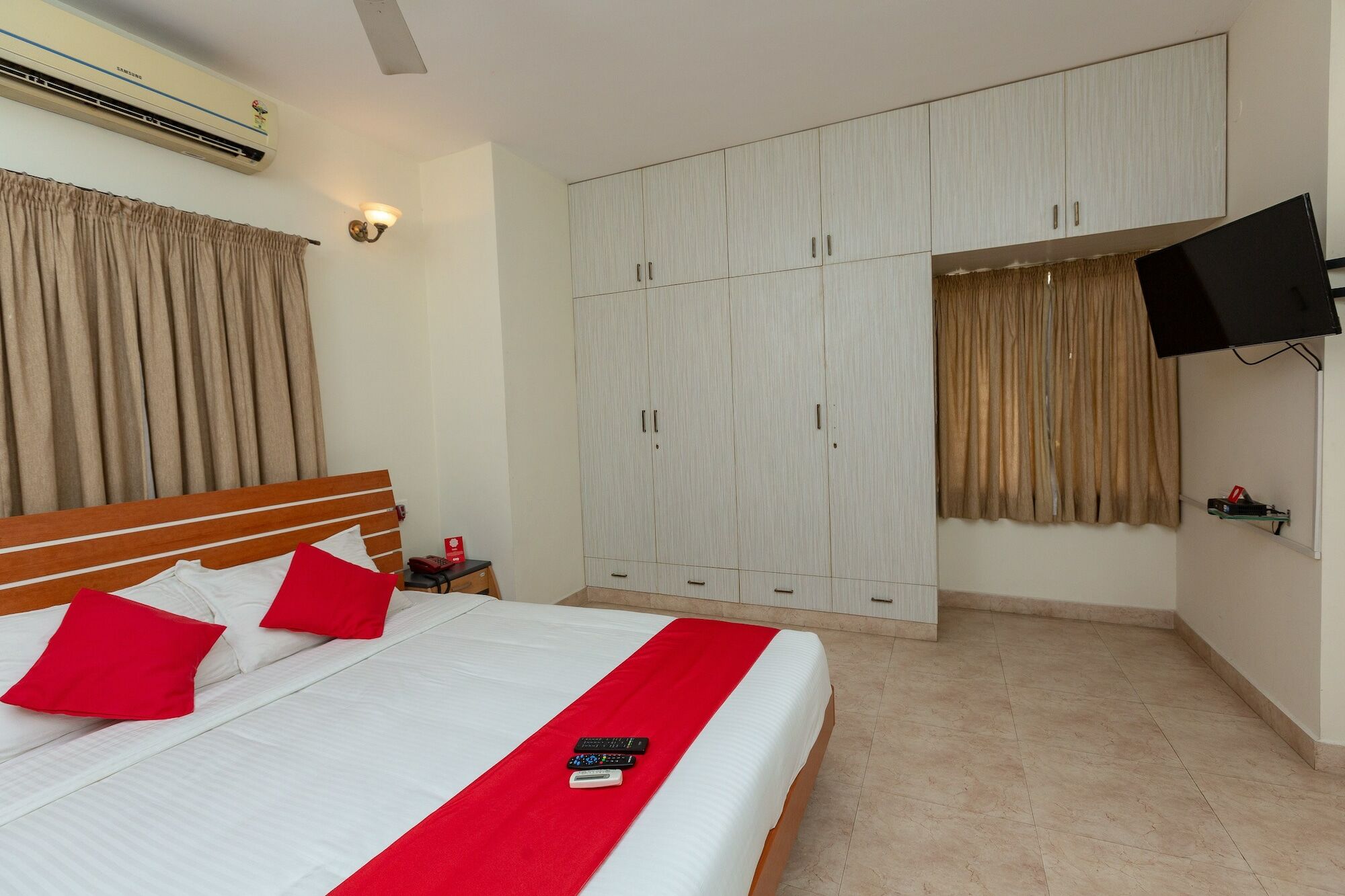 Oyo 23202 Cute Orange Service Apartments เชนไน ภายนอก รูปภาพ